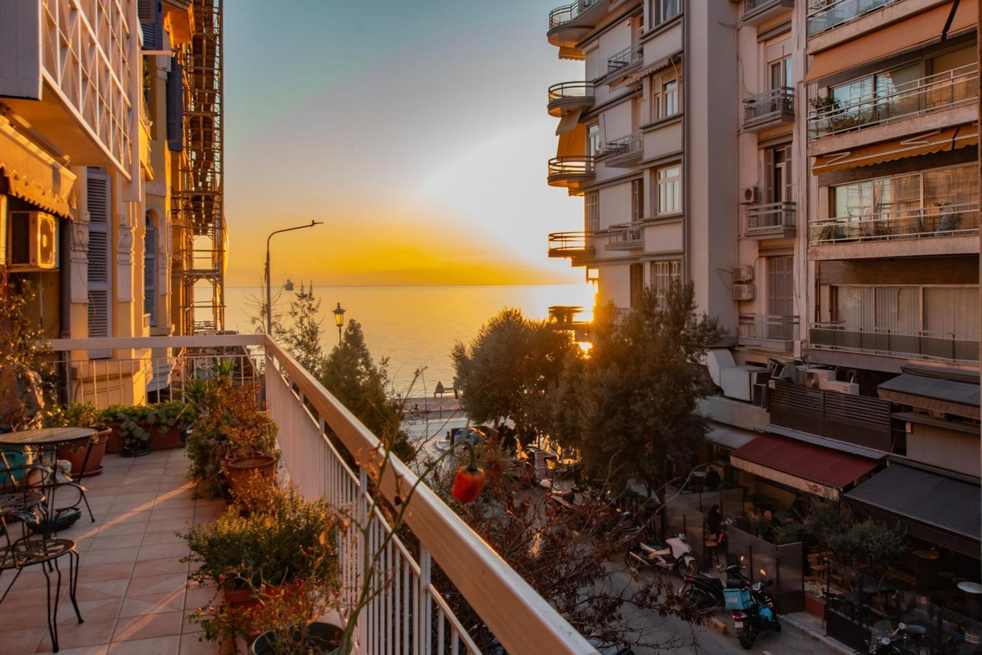 Apartamento Houseloft Koromila Sea View Tesalónica Exterior foto